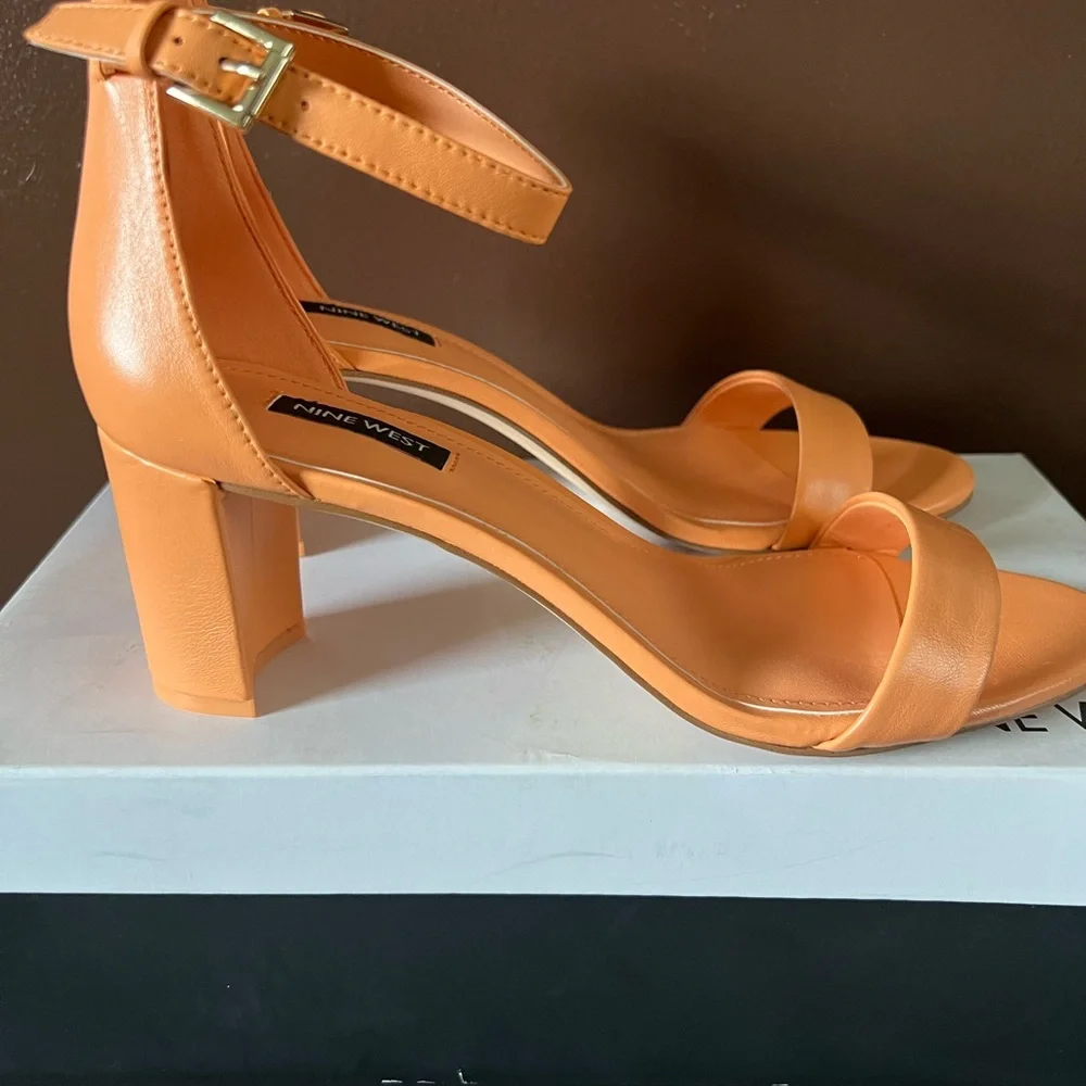 NINE WEST Women's Pruce Heeled Sandal Sz 9.5 M